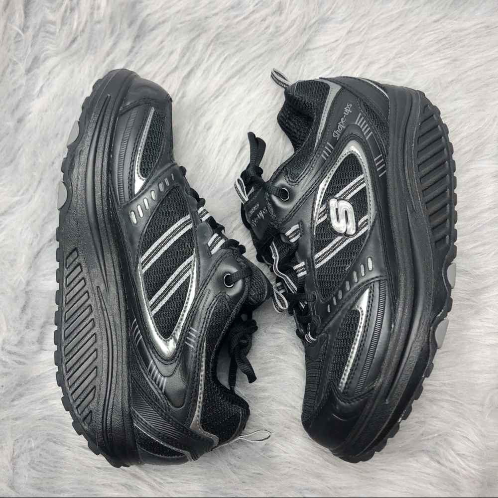🌸💜SOLD🌸💜 Shape -Ups Walking Black Shoes Sz 9